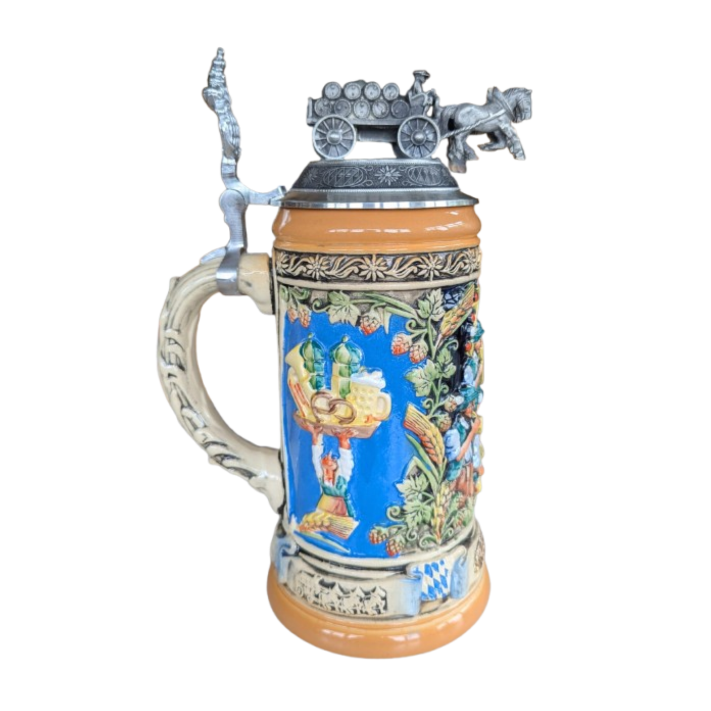 Oktoberfest™ Relief-Sonderkrug Motiv 2025 mit Zinndeckel Bierwagen